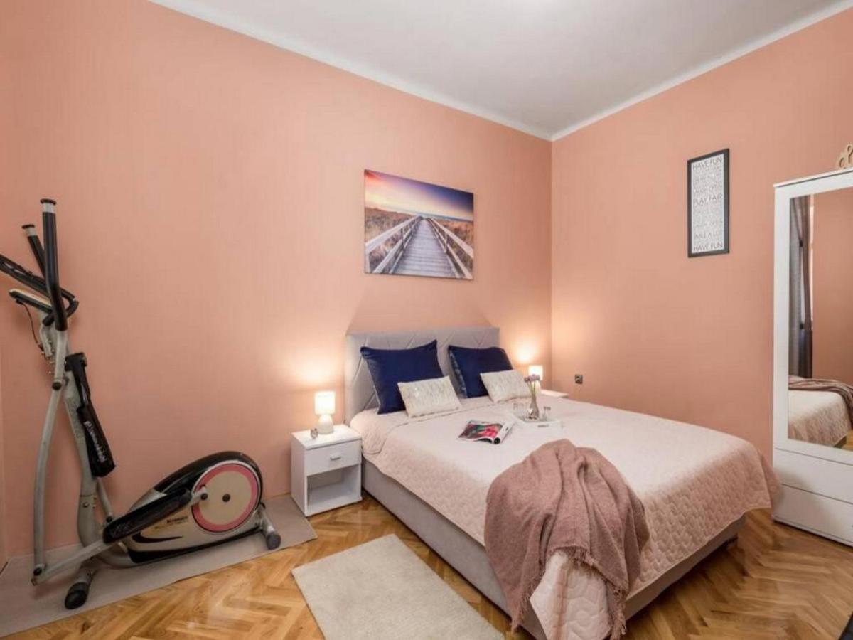 Apartman Karesa -غييكا المظهر الخارجي الصورة