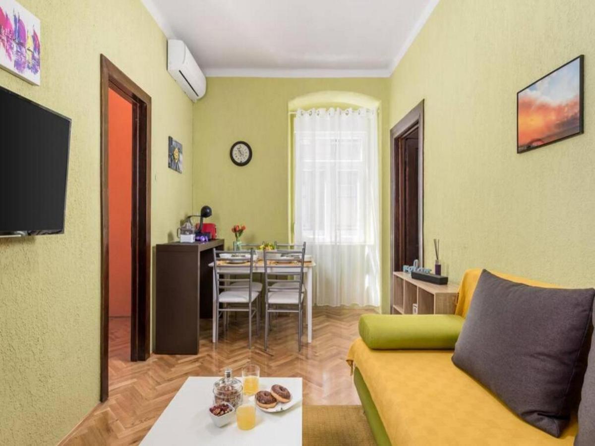 Apartman Karesa -غييكا المظهر الخارجي الصورة