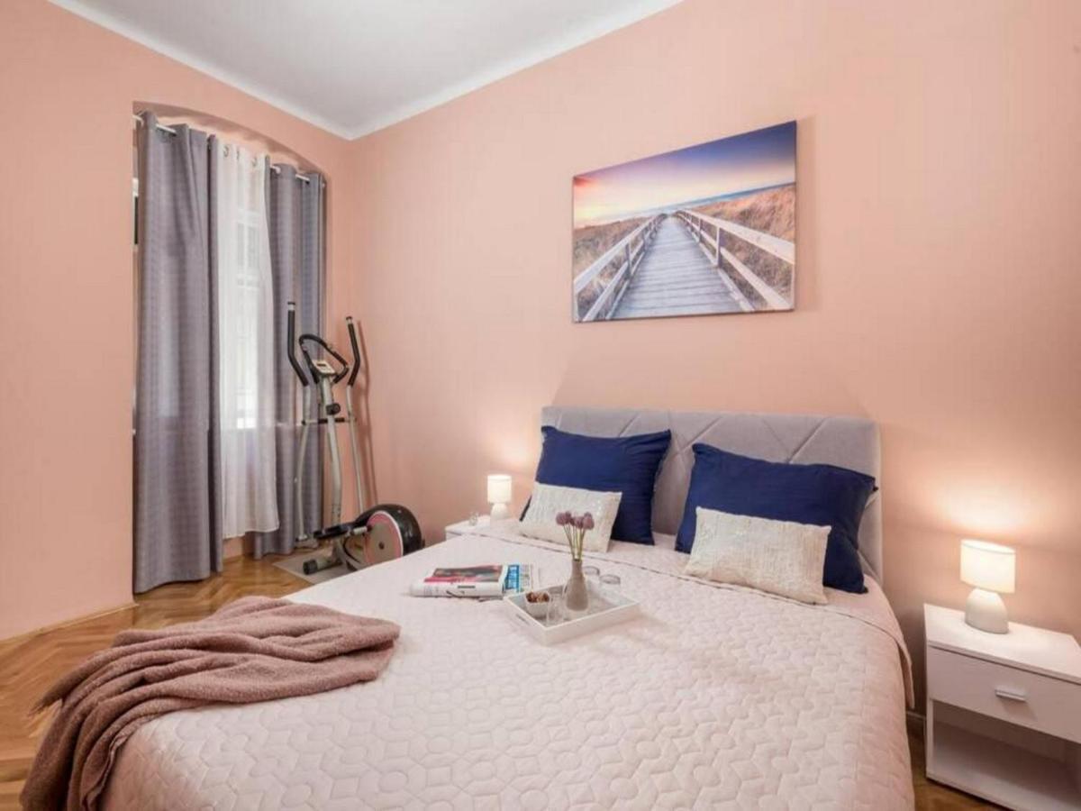 Apartman Karesa -غييكا المظهر الخارجي الصورة